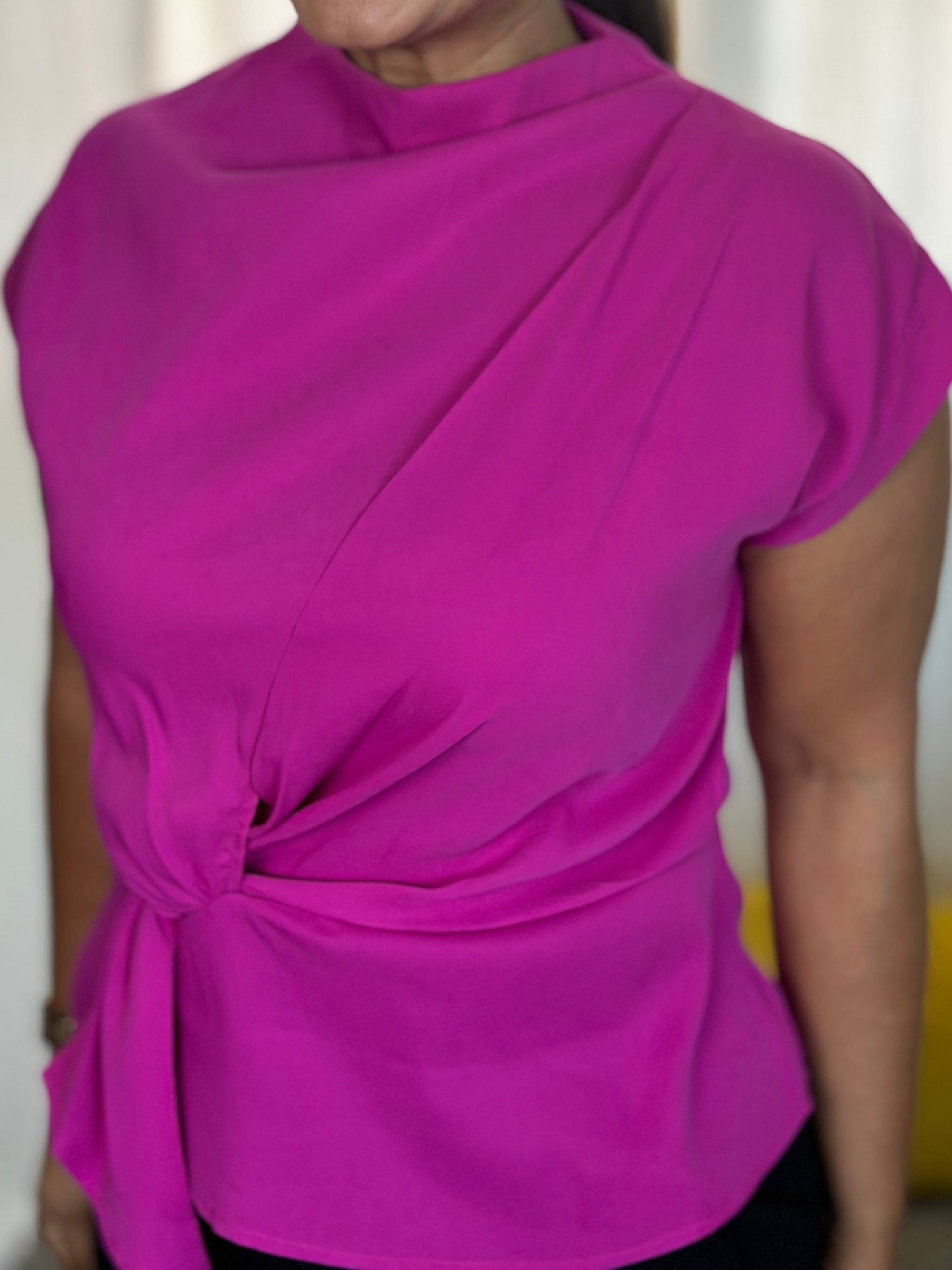 Destellos Peplum Knot Blouse