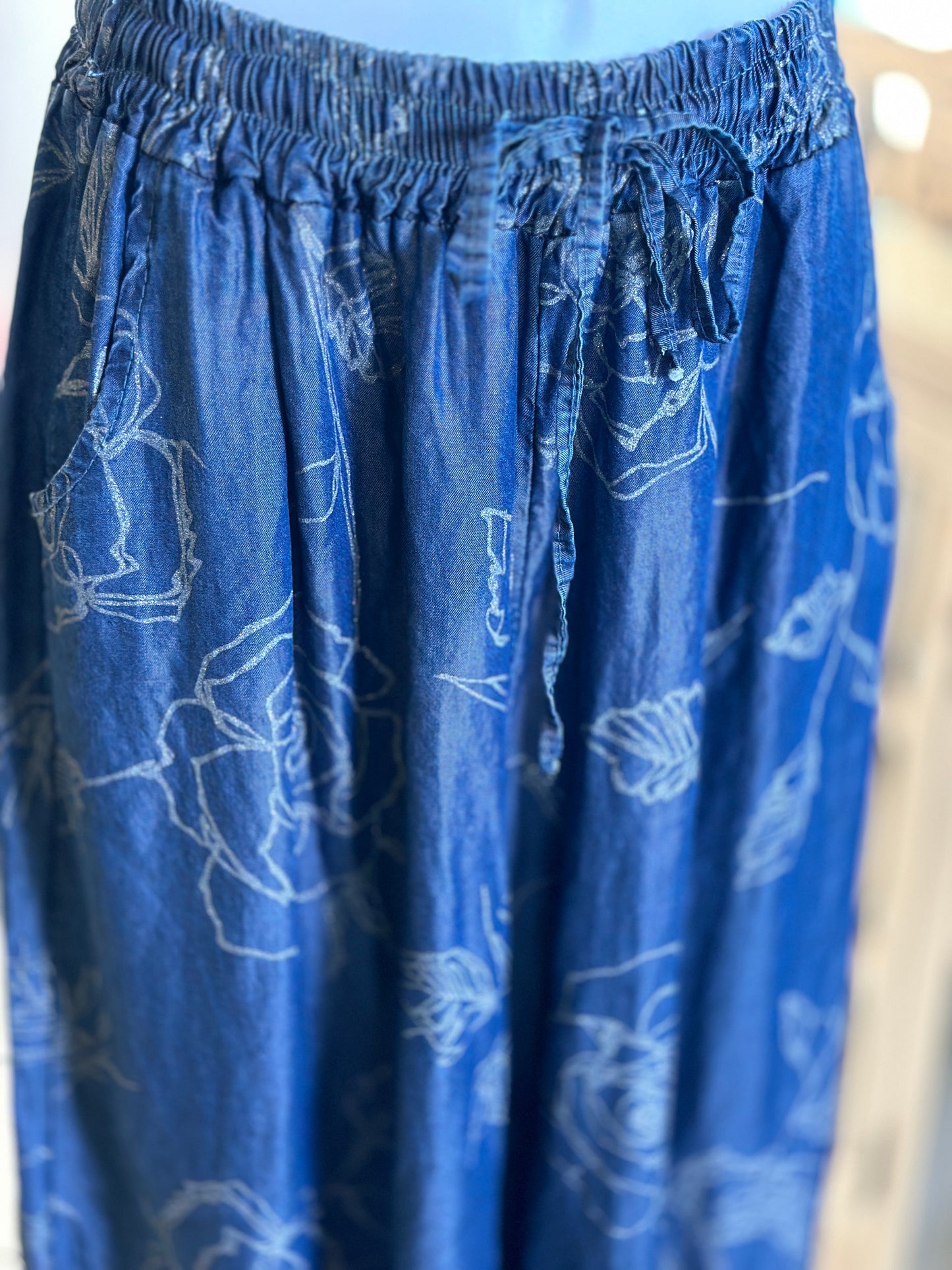 Destellos Embroiled Flower Pants