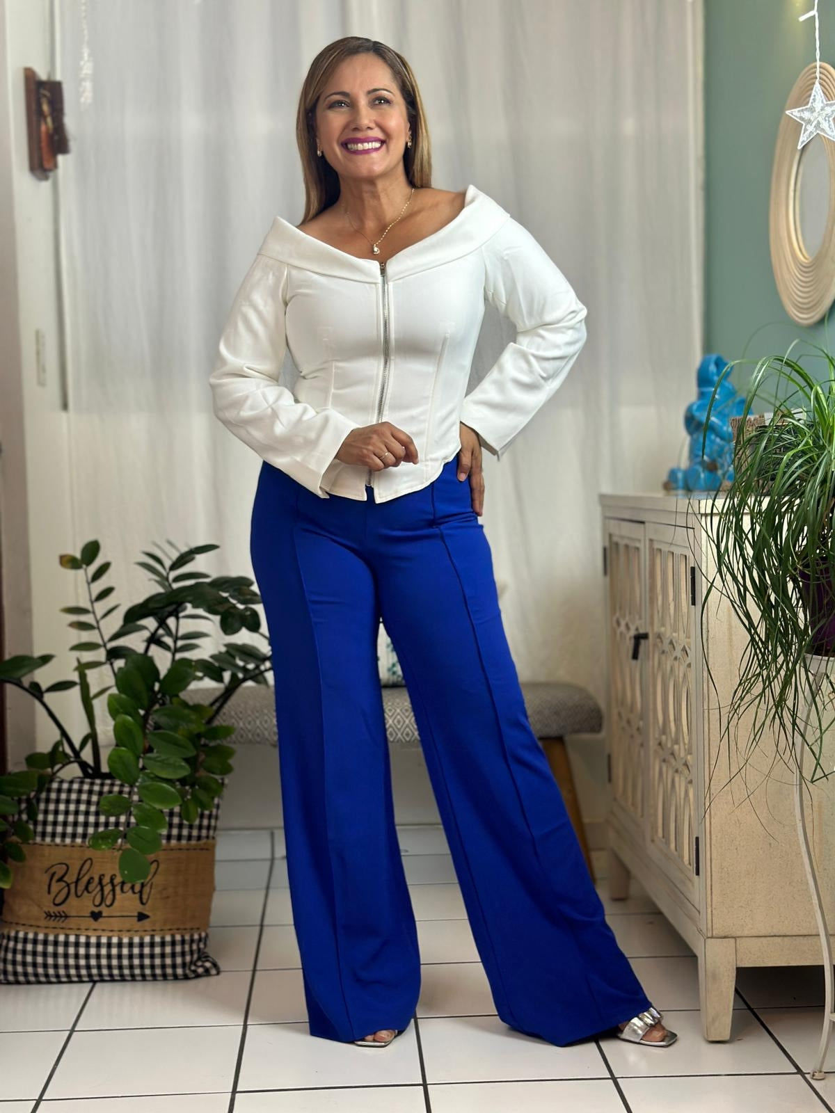 Destellos Off Shoulder Long Sleeve Top