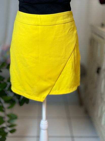 Destellos Yellow Skort